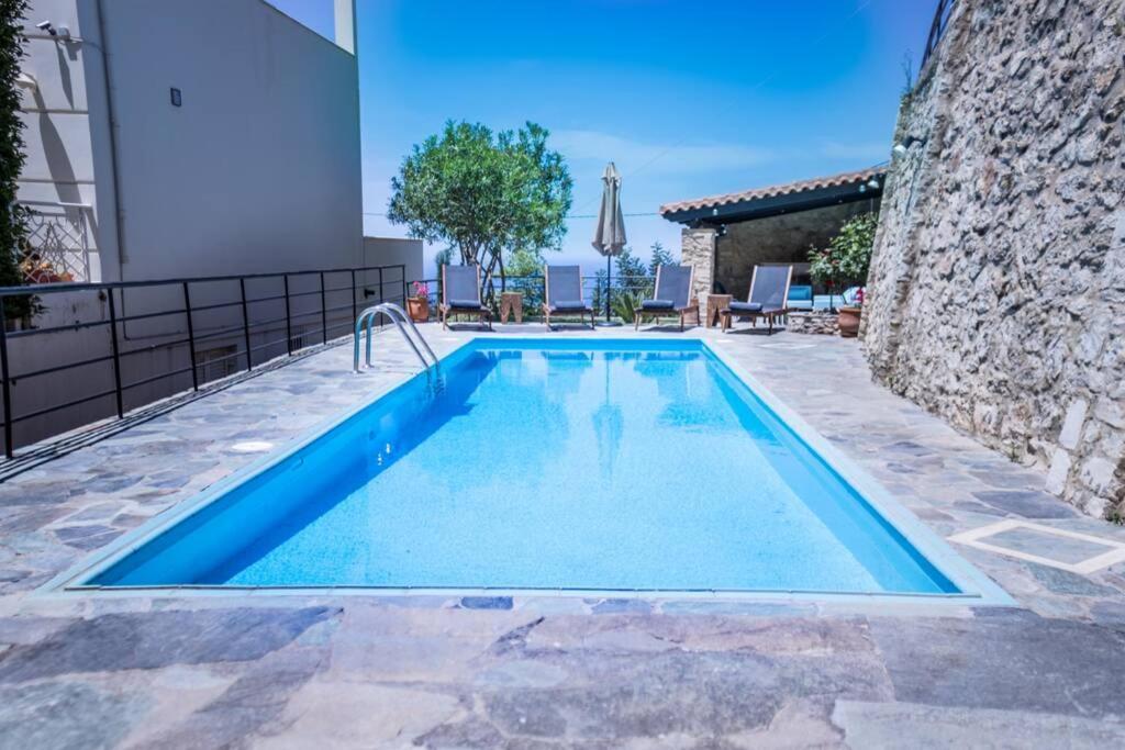 Villa Ventus, 40Sqm Private Pool & Hot Tub! Roussospítion Exteriör bild