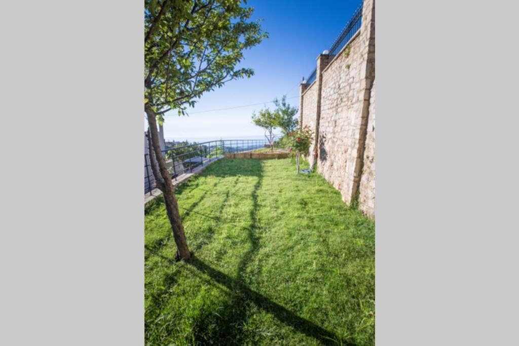 Villa Ventus, 40Sqm Private Pool & Hot Tub! Roussospítion Exteriör bild