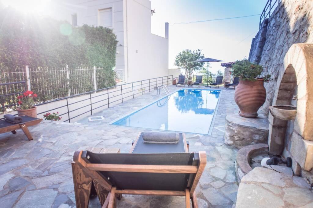 Villa Ventus, 40Sqm Private Pool & Hot Tub! Roussospítion Exteriör bild