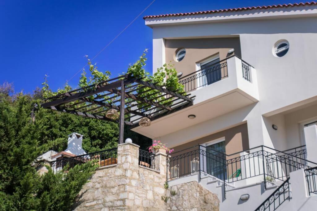 Villa Ventus, 40Sqm Private Pool & Hot Tub! Roussospítion Exteriör bild